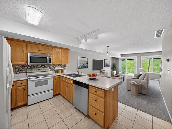 3rd image of 5509 25th Ave NW
