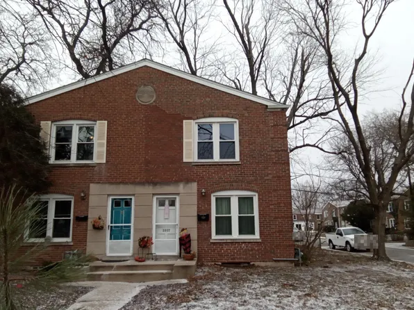 2937 Lincoln Ave, North Riverside, IL 60546