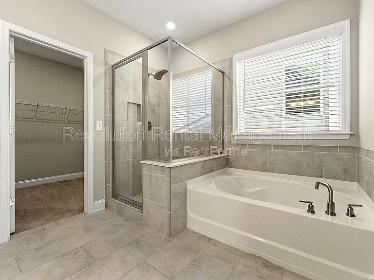 105 W Dixie Ave SE — Photo 21