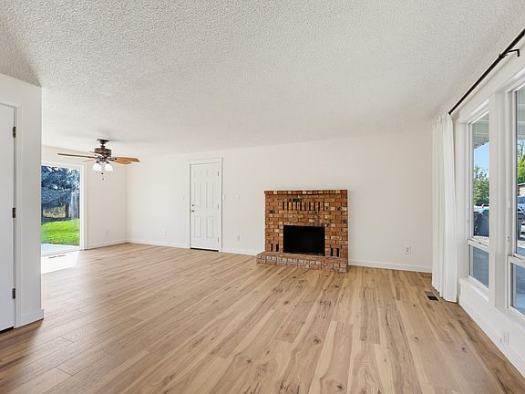 4th image of 1832 Nancy Ave