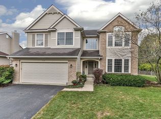 1514 Autumncrest Dr, Crystal Lake, IL 60014