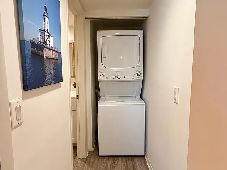 Washer/Dryer in-unit!