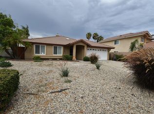 19450 Palomar Ct, Lake Elsinore, CA 92530