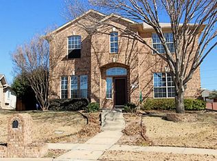 1529 Swan Lake Dr, Lewisville, TX 75077