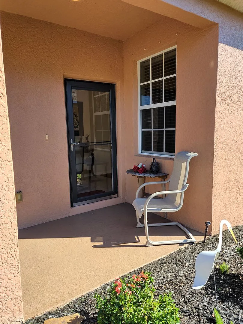 Annual Furnished or Unfurnished Home in Stoneybrook of Venice and Amenities! — Photo 3