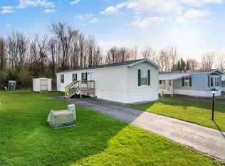 121 Anthony Ln, Clinton, NY 13323