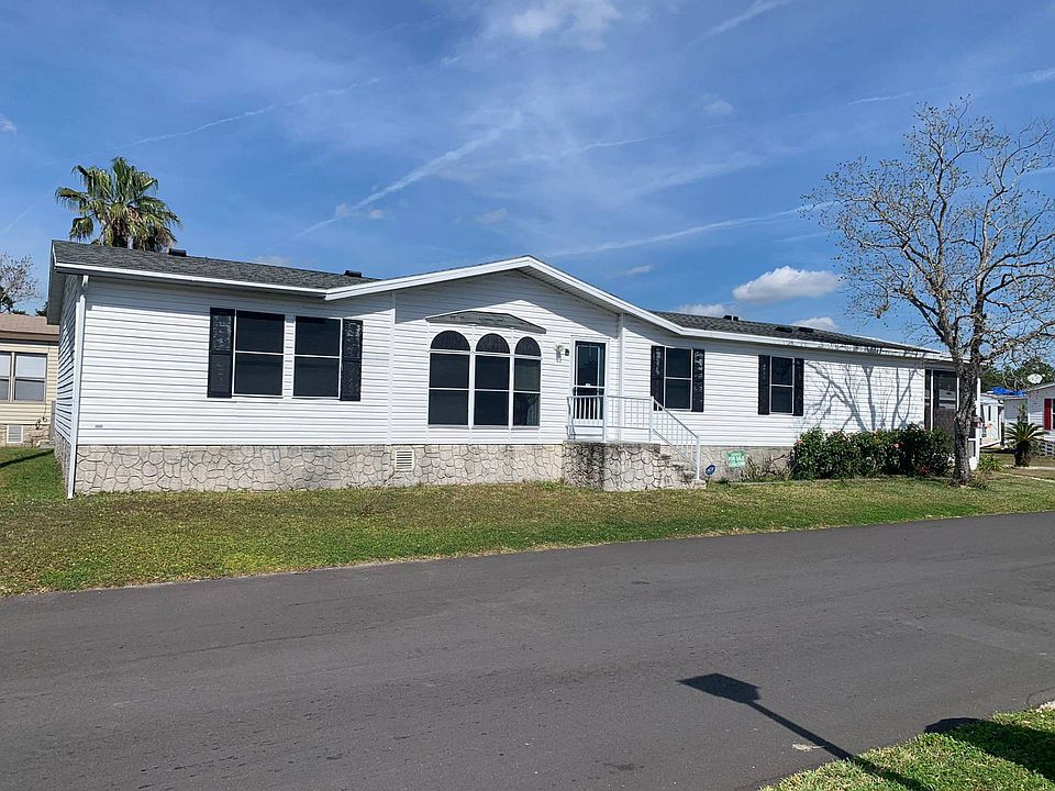 1st image of 1500 Sabal Oak Ln