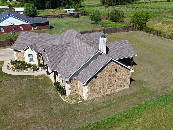 5th image of 207 Northline Rd