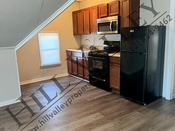 5th image of 926 S Center St APT 5