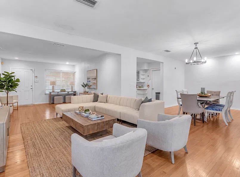 4 bed, 2277 sqft, $8,000 — Photo 2