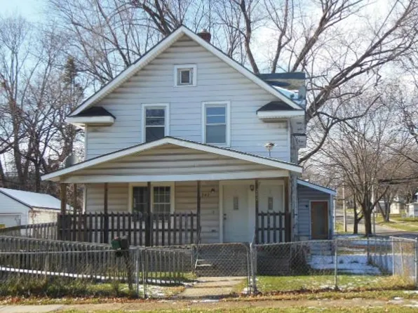 242 N Central Ave, Rockford, IL 61101