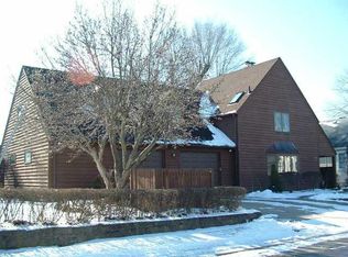 151 Kewbury Rd, Springfield, OH 45504