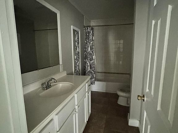 5th image of 5018 Arthur St