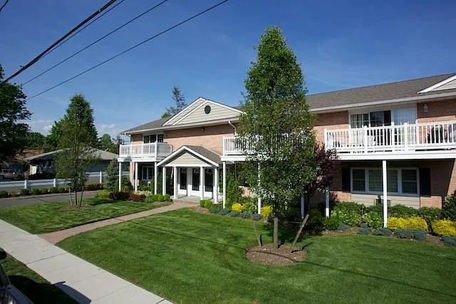 Fairfield at Deer Park — Photo 9
