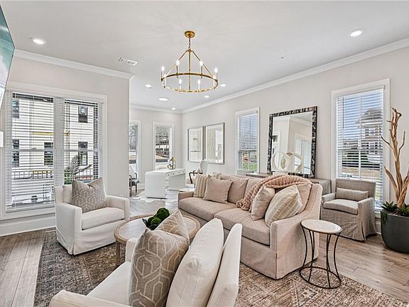 7th image of this home