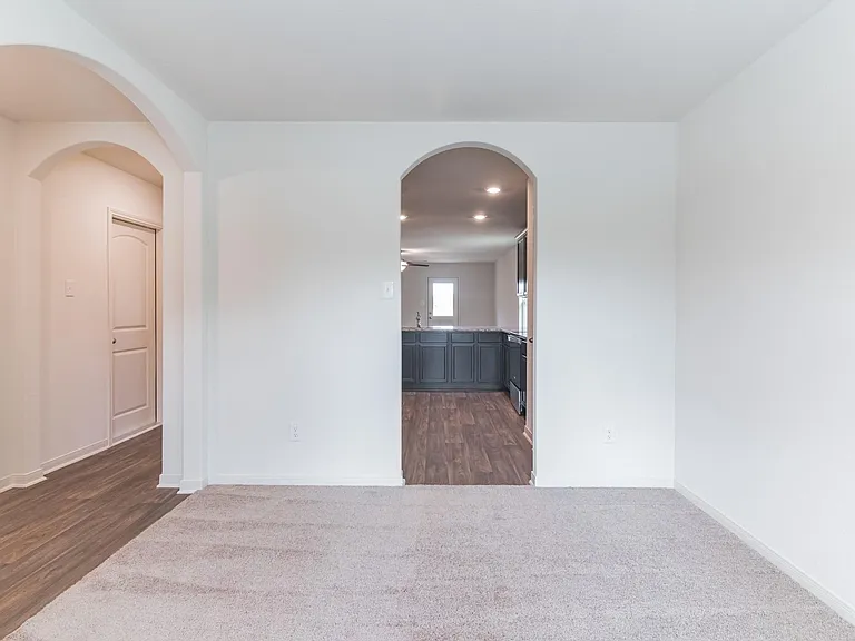 112 Allington Cir — Photo 13