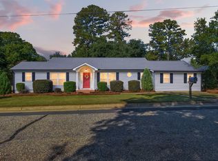 410 S General Lee Ave, Dunn, NC 28334