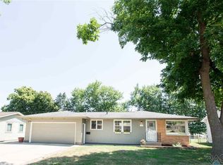 1320 S Coates Rd, Sioux Falls, SD 57105