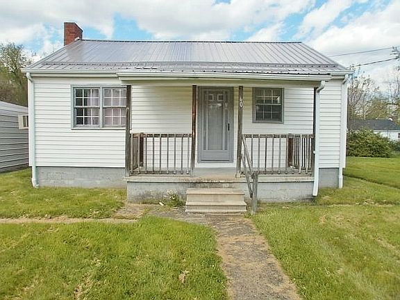 2nd image of 60 Pine St