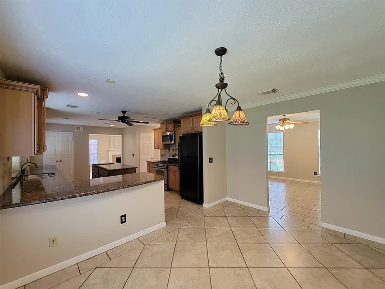 17207 Meadow Heights Dr — Photo 10