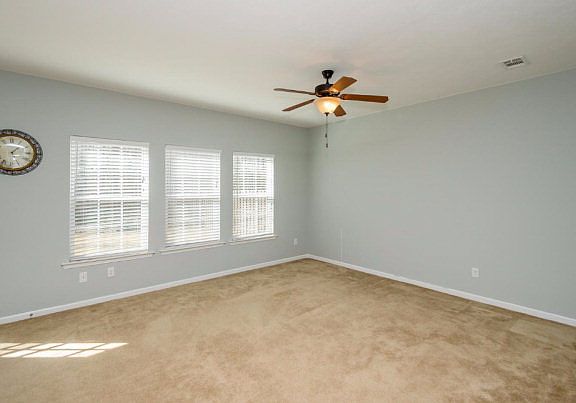 5th image of 720 Kensey Park Ln