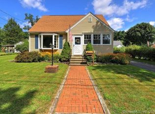 86 Edison St, Stratford, CT 06614