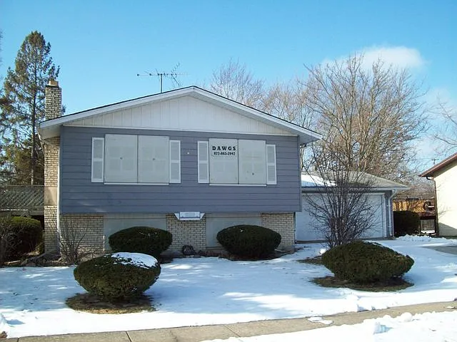19040 Keeler Ave photo 1