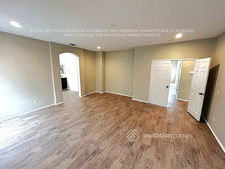 15544 Faith St — Photo 10