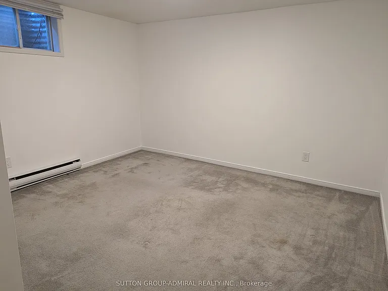 41 Russfax Dr #BASEMENT — Photo 2