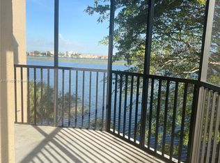 Summetree Condominiums, Miami, FL 33179