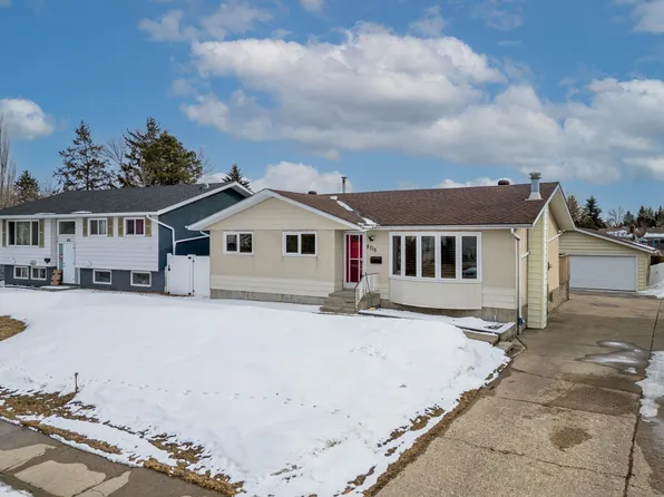 8715 43rd Ave NW, Edmonton, AB T6K 1B7