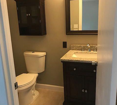 Master BR Powder Room