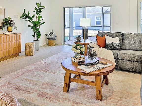 7th image of this home