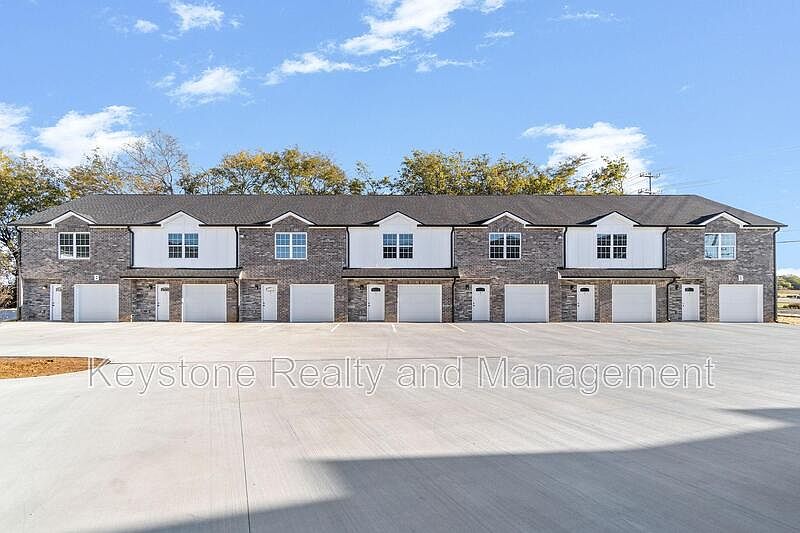 1st image of 2186 Peachers Mill Rd Unit C4