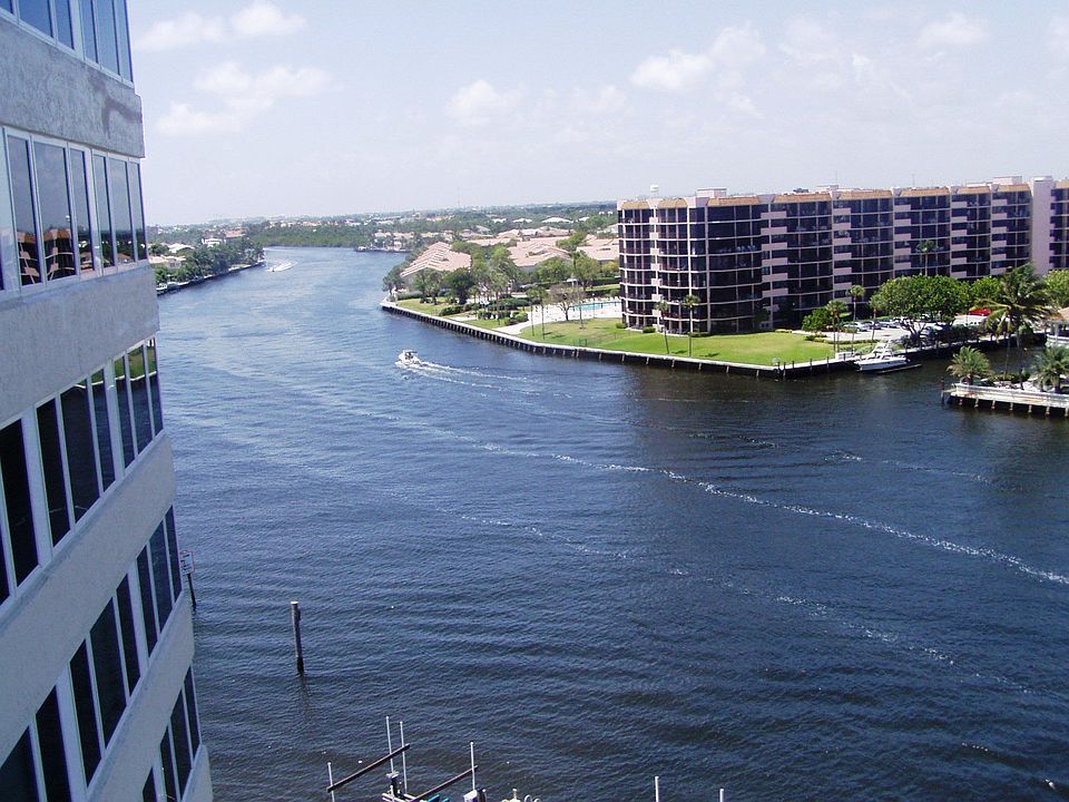 South Intracoasral view
