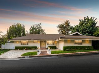 3550 Alana Dr, Sherman Oaks, CA 91403
