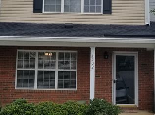 4502 Cross Ridge Ln, Greensboro, NC 27410