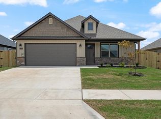 1151 Monarch Rd, Centerton, AR 72719