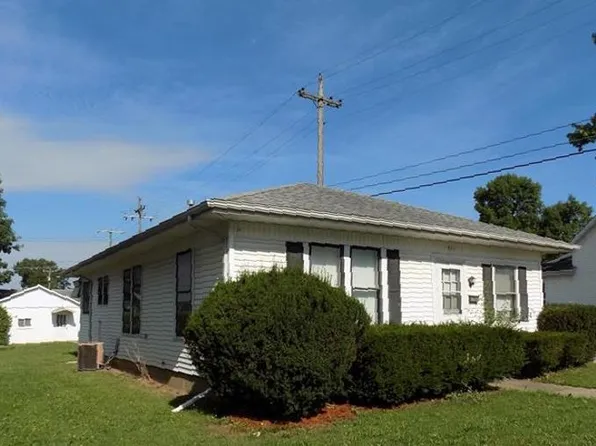 521 Vine St, Connersville, IN 47331