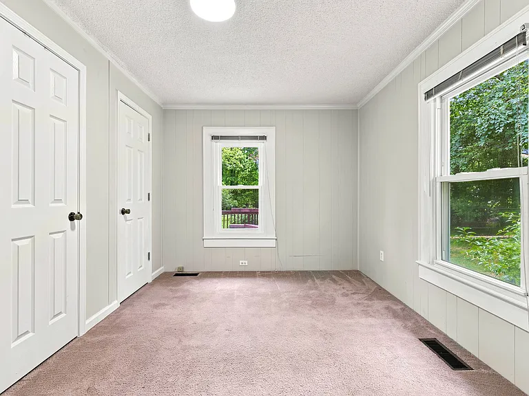 3629 Pleasant Garden Rd — Photo 17