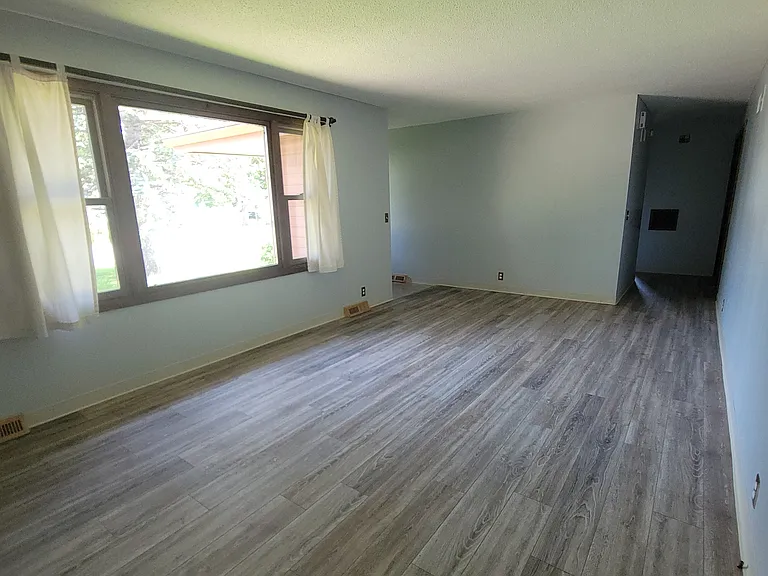 520 Smith St — Photo 5