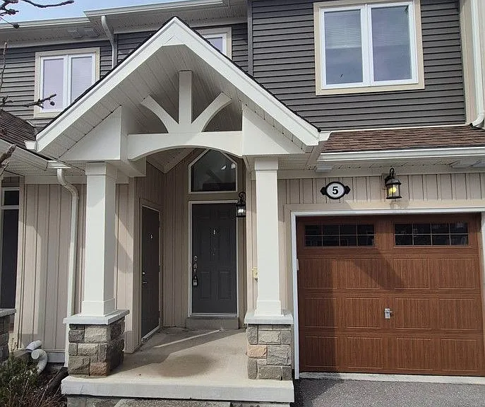 5 Gregory Ave — Photo 1