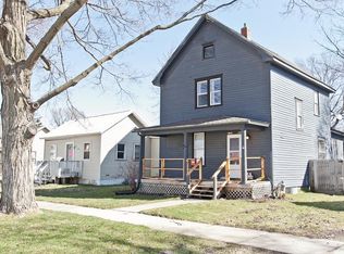 539 10th St SW, Cedar Rapids, IA 52404