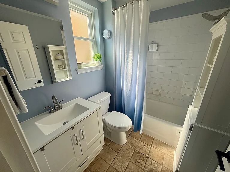 5678 W Higgins Ave #2E — Photo 18