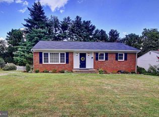 205 Belmont Dr SW, Leesburg, VA 20175