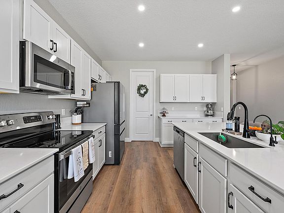 4th image of 7482 NW Deysbrook Lane
