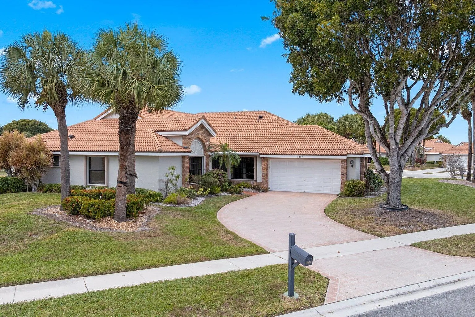 3 bed, 1632 sqft, $2,850 — Photo 1