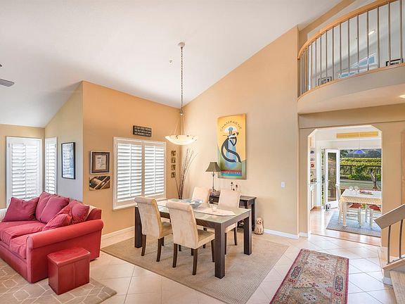 4th image of 2462 Flagstone Dr