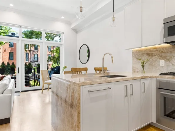 145 Worcester St APT 2, Boston, MA 02118