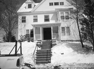 4 Legion St APT 4, Canton, MA 02021